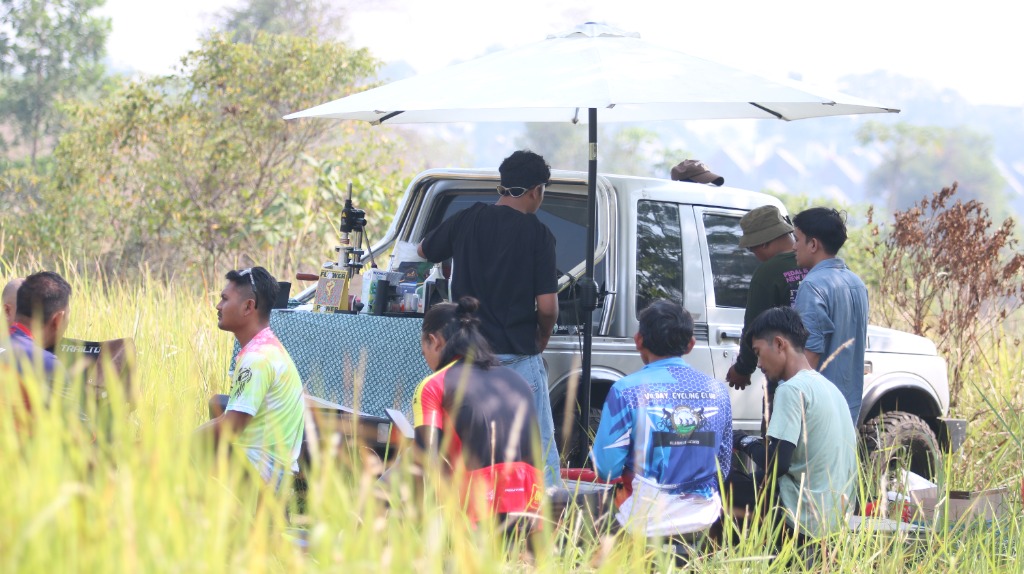 Ngopi & Hangout Santai Bareng Jimny 4x4 Cikeas